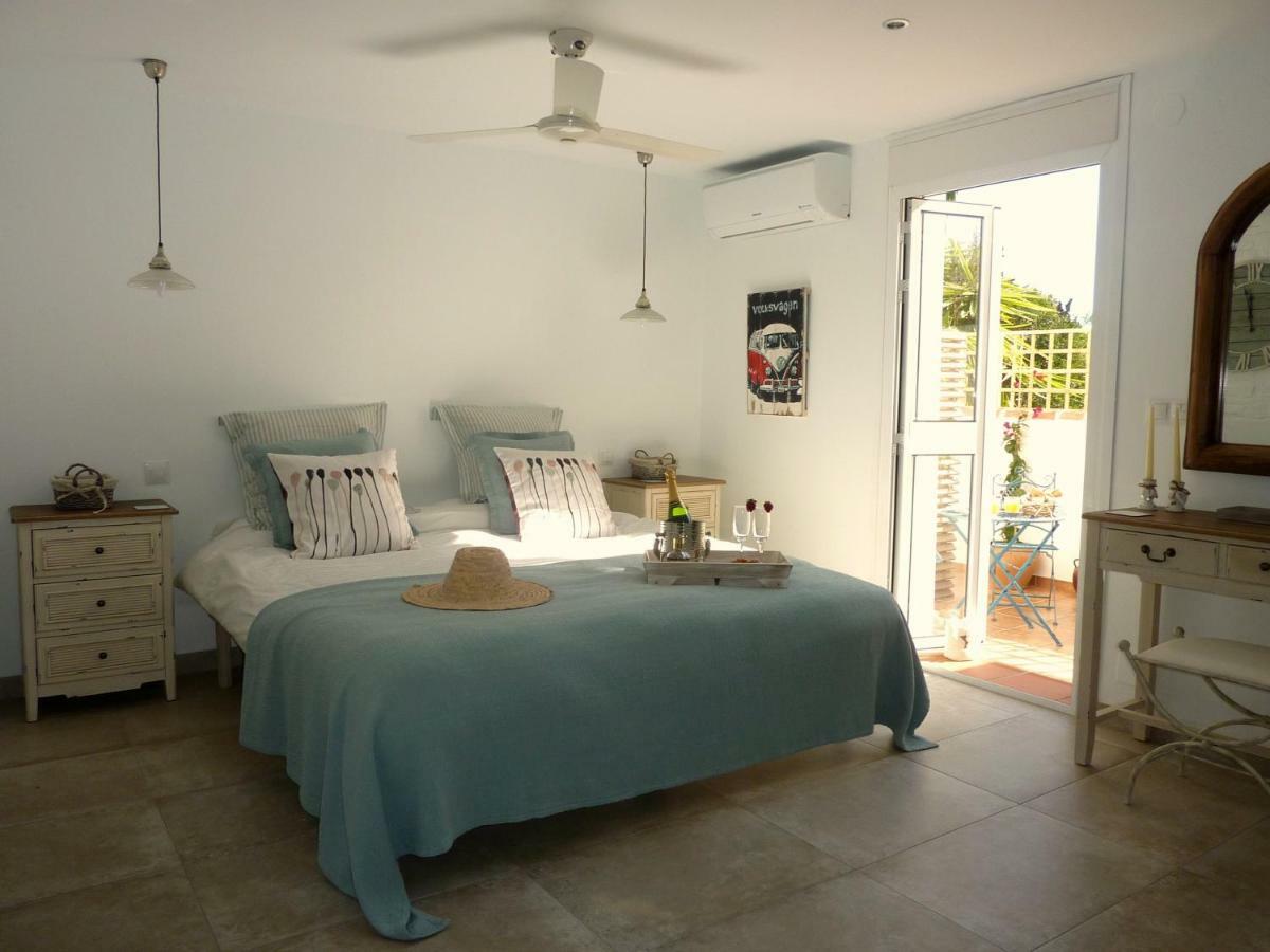 Villa Breeze Boutique Guest Rooms, Marbella Sitio de Calahonda Eksteriør bilde