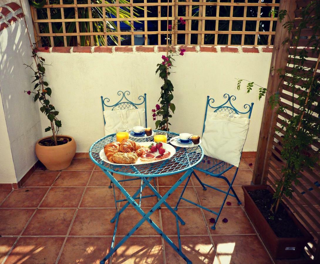 Villa Breeze Boutique Guest Rooms, Marbella Sitio de Calahonda Eksteriør bilde