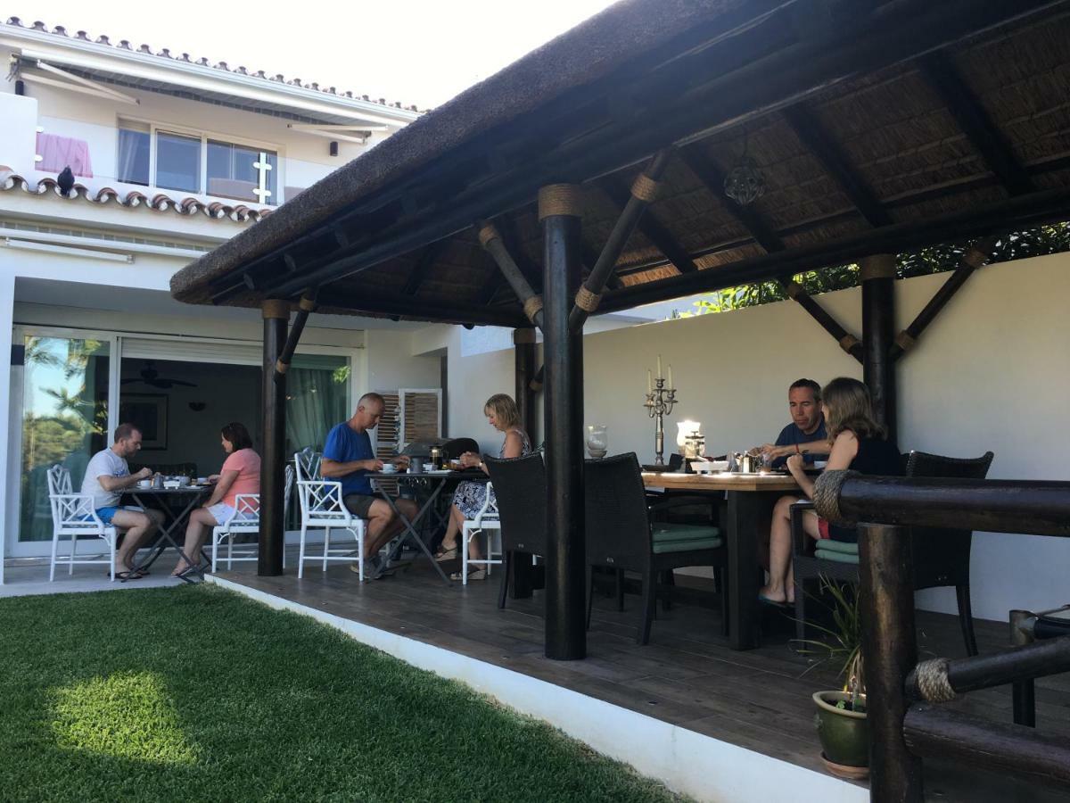 Villa Breeze Boutique Guest Rooms, Marbella Sitio de Calahonda Eksteriør bilde
